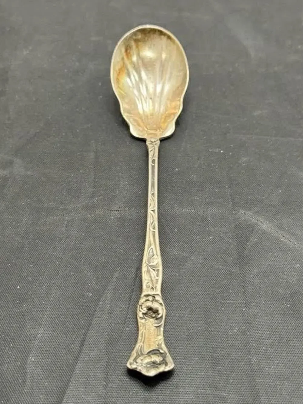 Antique Wallace Sterling Silver 1902 Floral Berry Sugar Spoon Shell Art Nouveau